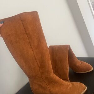 Women's Tan Suede Knee-High Boots